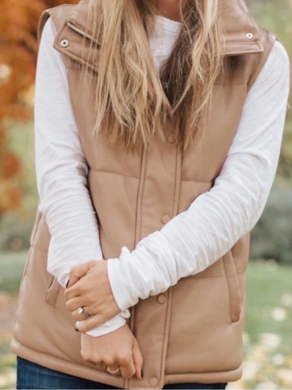 Abercrombie & Fitch - Ultra Puffer Vest Vegan Leather